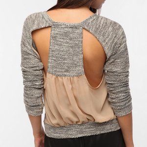 Sparkle & Fade Heathered Gray Scoop Back Sweater with Cream Panel
